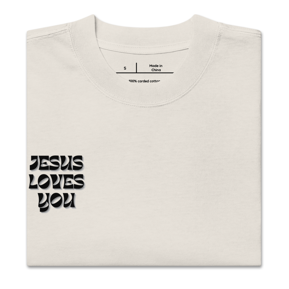 Camiseta V&F Oversize Jesus Loves You