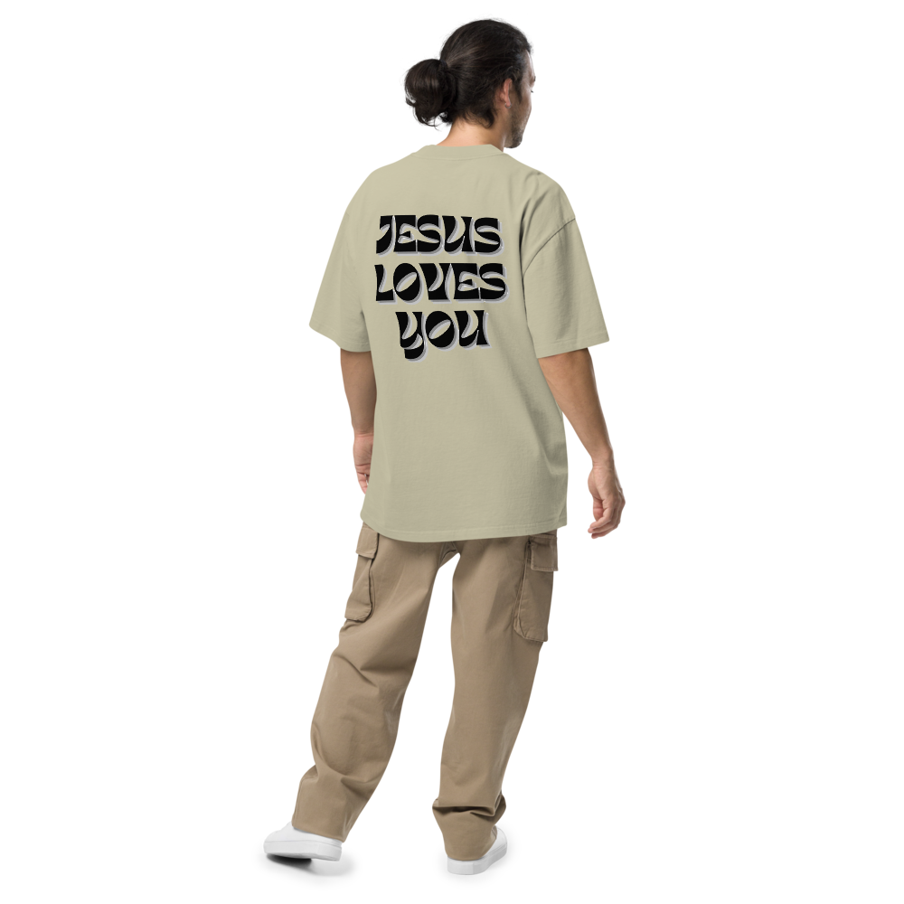 Camiseta V&F Oversize Jesus Loves You