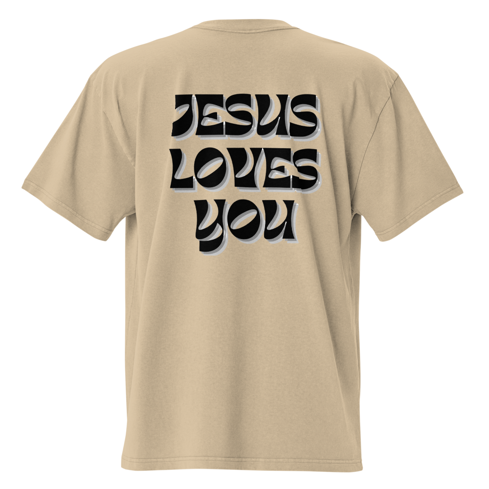 Camiseta V&F Oversize Jesus Loves You